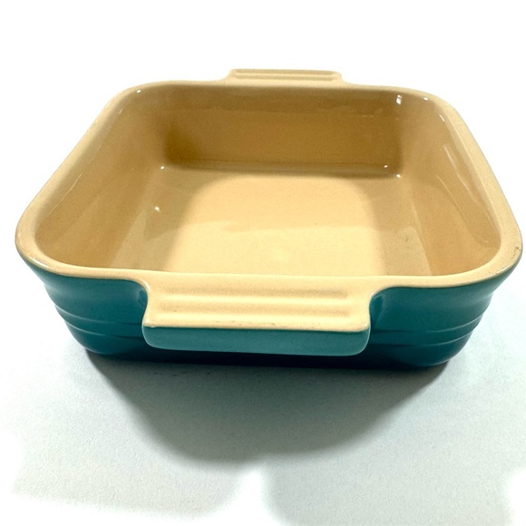 Le Creuset Stoneware Square Baking Dish 07.46 - Picture 2 of 8